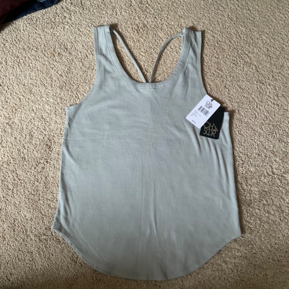 Cha Sor Grey Razor Back shirt - Picture 3 of 3